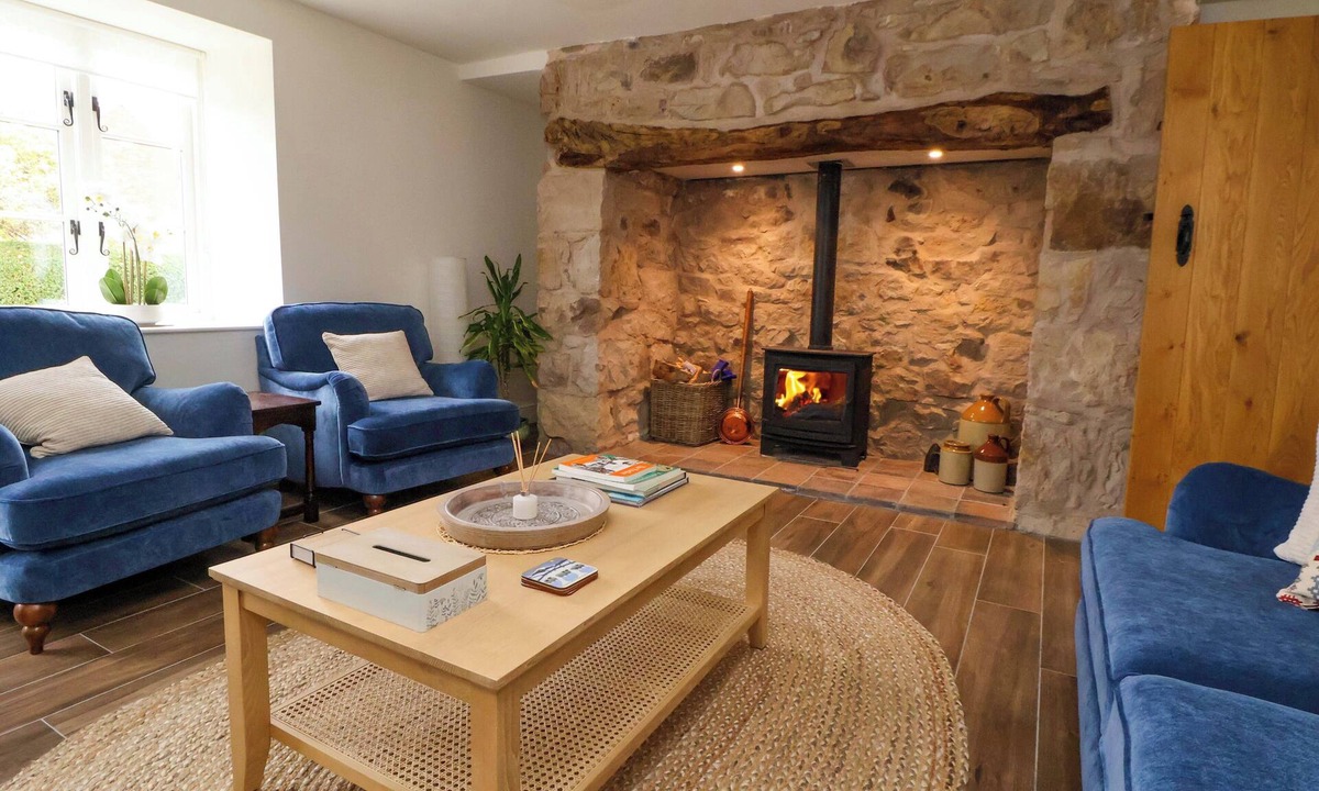Nercwys Cottage | Isfryn