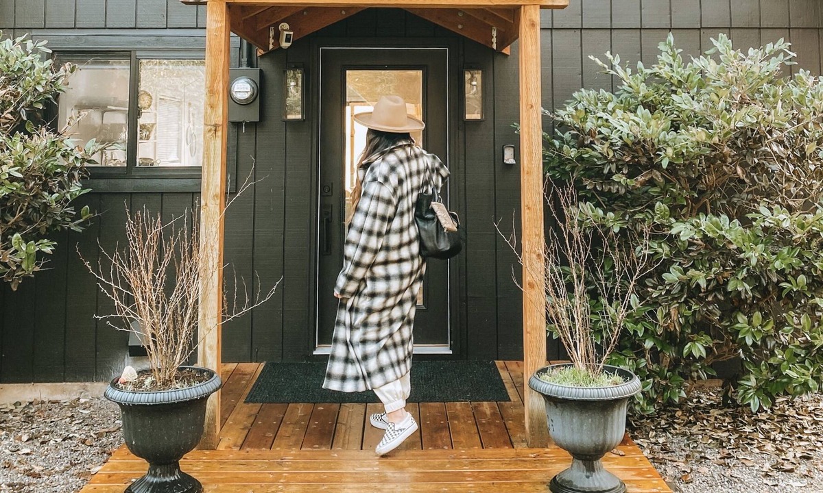 Clinton Cabin | Island Cabin + King bed + Mtn & Bay View + Firepit + Dog friendly