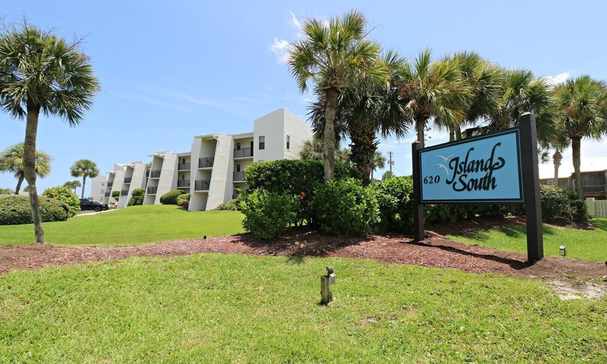 St. Augustine Beach Condo | Island South 5 Direct Oceanfront 2 Bed/2 Bath