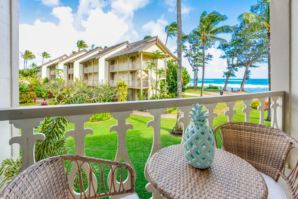 Wailua Apartment | Islander on the Beach 259 "Drift Away" A Oceanview Studio