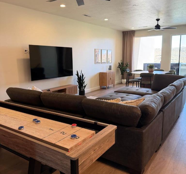 Washington House | Isle 68 Waterpark and Golf course views