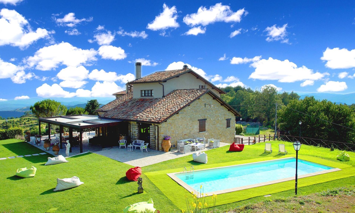 Monte Santa Maria Tiberina Villa | BORGO MONTE CEDRONE.