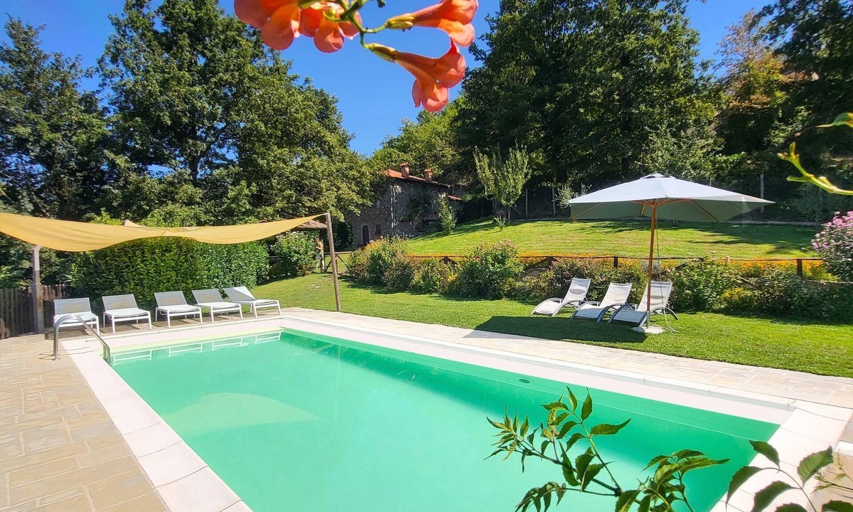 Piazza al Serchio Cottage | Romantic Stone Cottage With Private Gated Pool In Riverside Location .