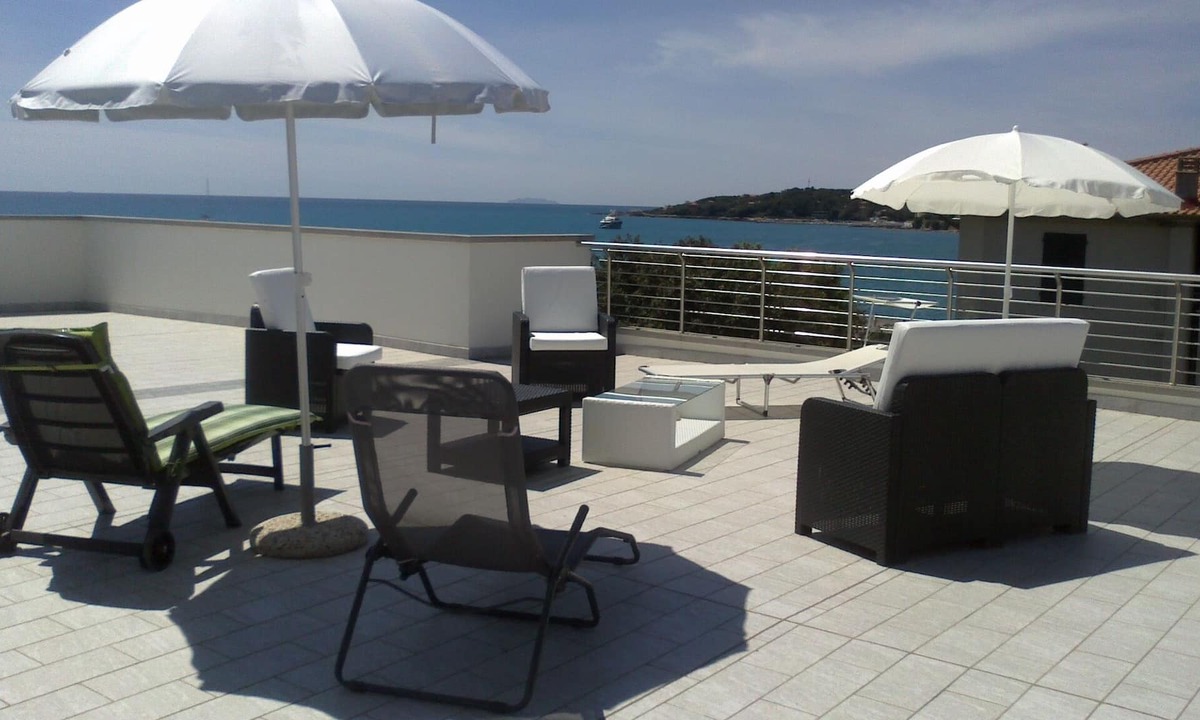 Castiglioncello Apartment | Comfortable and welcoming apartment 20 meters from the sea. Panoramic terrace