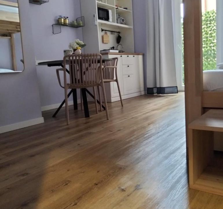 Como Apartment | It's a Room