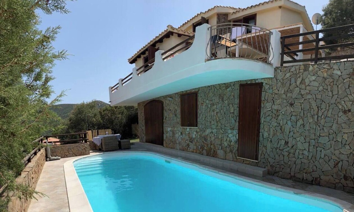 Torre delle Stelle Villa | Aquamarine semi detached villa private pool
