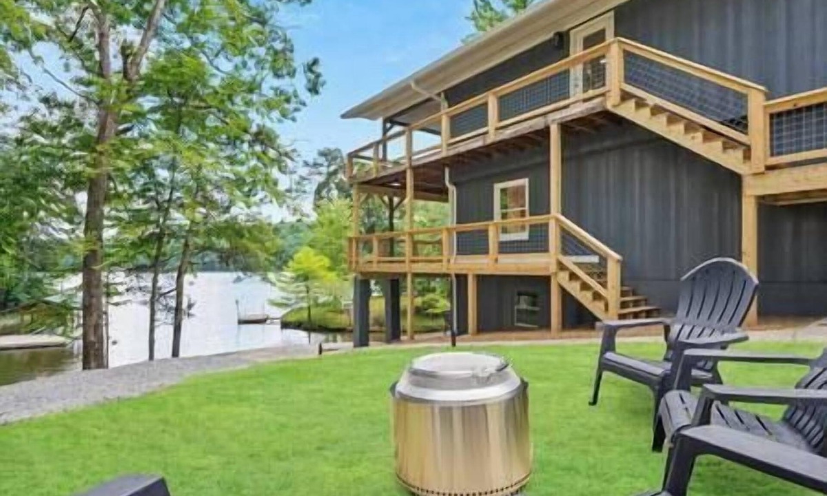 Spring City House | It’s a Shore Thing! Watts Bar Lake Spring City,TN