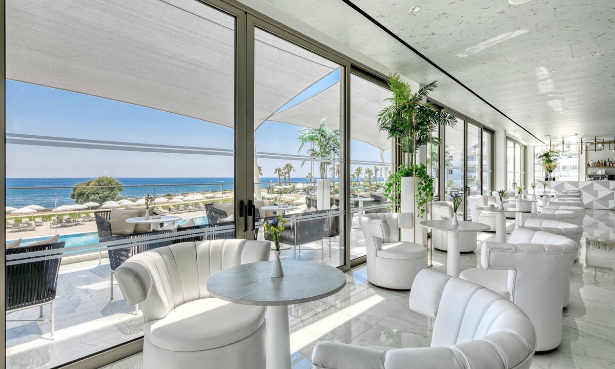Geroskipou Hotel | Ivi Mare - Designed for adults by Louis Hotels
