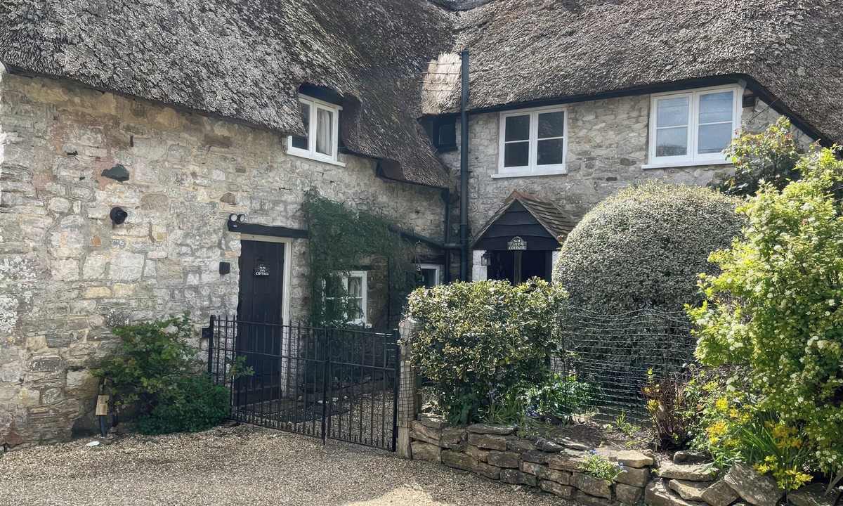 West Lulworth Cottage | Ivy Cottage