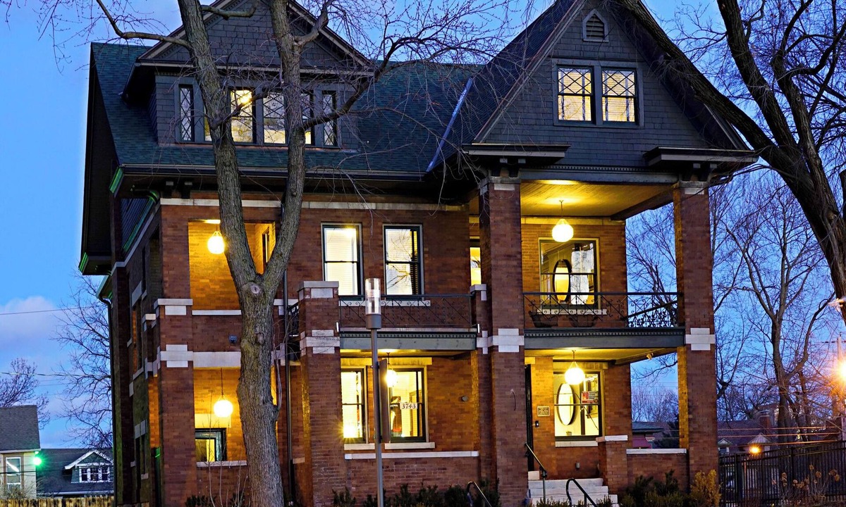 Hanover Place House | IVY House | Kansas City
