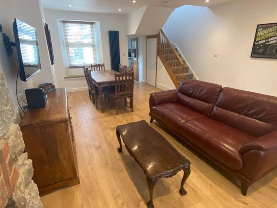 Ivybridge House | Ivybridge Cottage