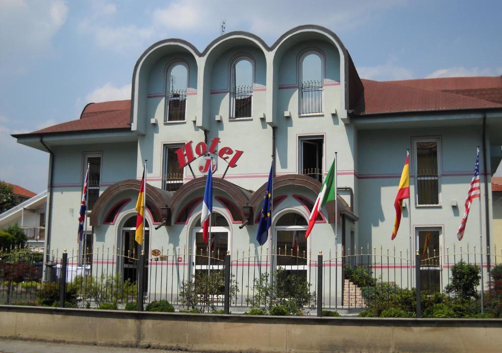 Orbassano Hotel | J Hotel