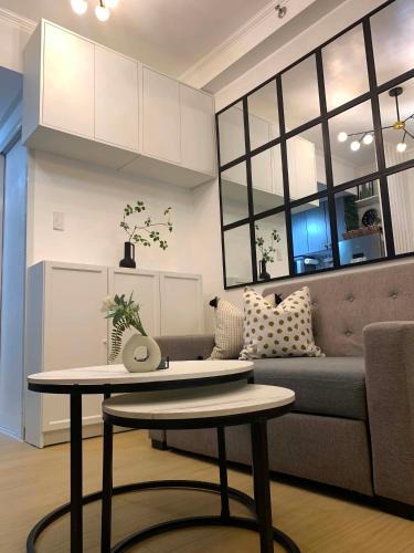 Novaliches Apartment | JA2 STAYCATION @TREES RESIDENCES