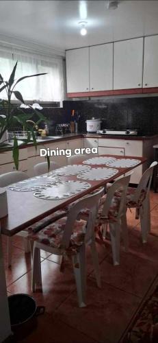 Baguio Apartment | Jabbitos Baguio Transient House -One bedroom unit