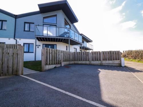 Perranporth House | Jacana