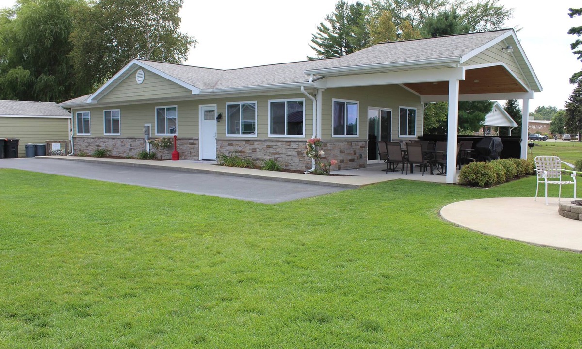 Prudenville Cabin | Jack's on the Bay, 5 Bedroom/2 Bath