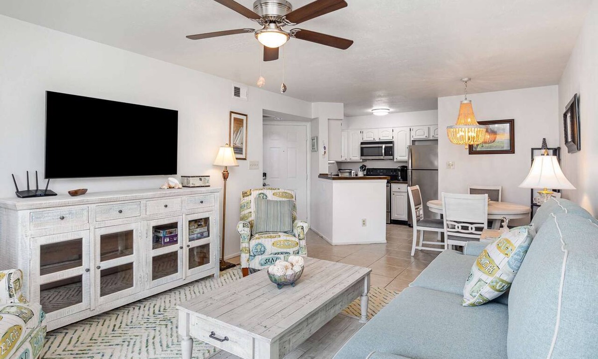 Ocean Side Village Condo | Jackie - Tranquil 1BR Condo · Walk to Beach