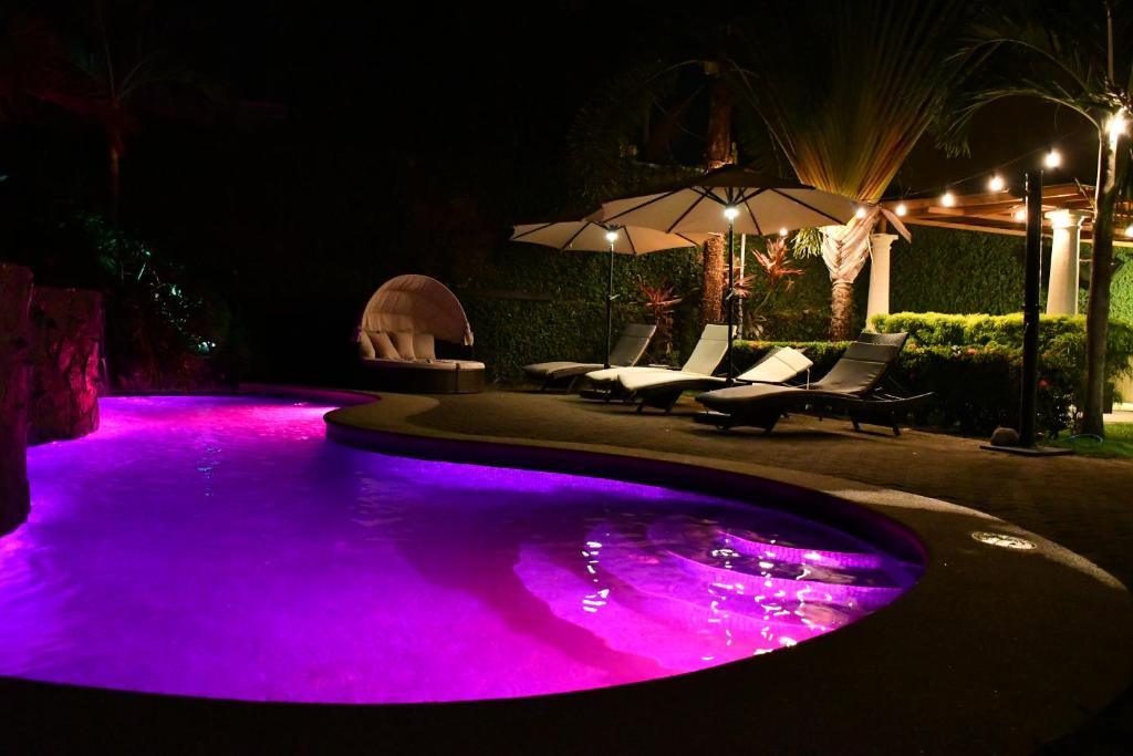 Jaco Apartment | Jaco Sol Quadplex 11A -Villa exclusiva con Piscina Compartida, Descanso, Lujo y Tranquilidad
