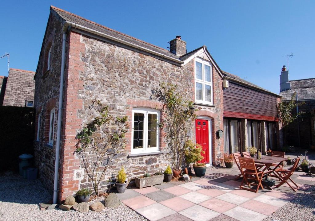 Chillaton House | Jacobs Barn