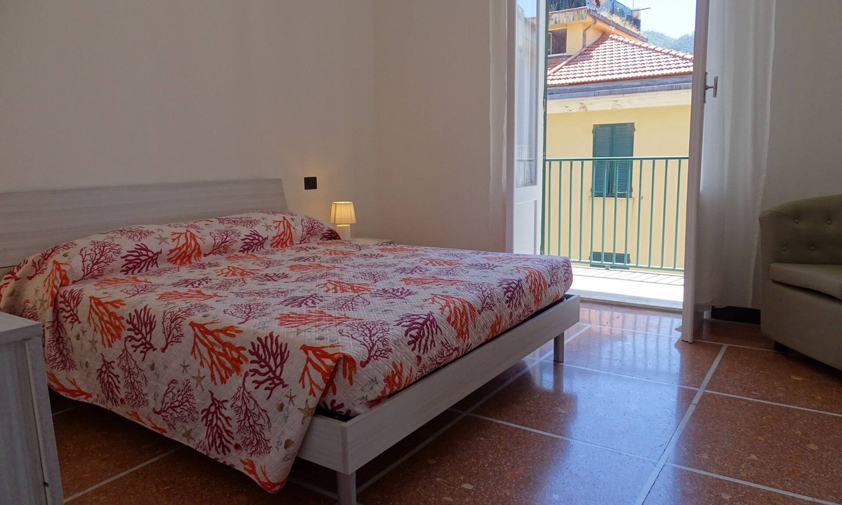 Levanto Apartment | Jacopo house sea view 3minutes from the beach!