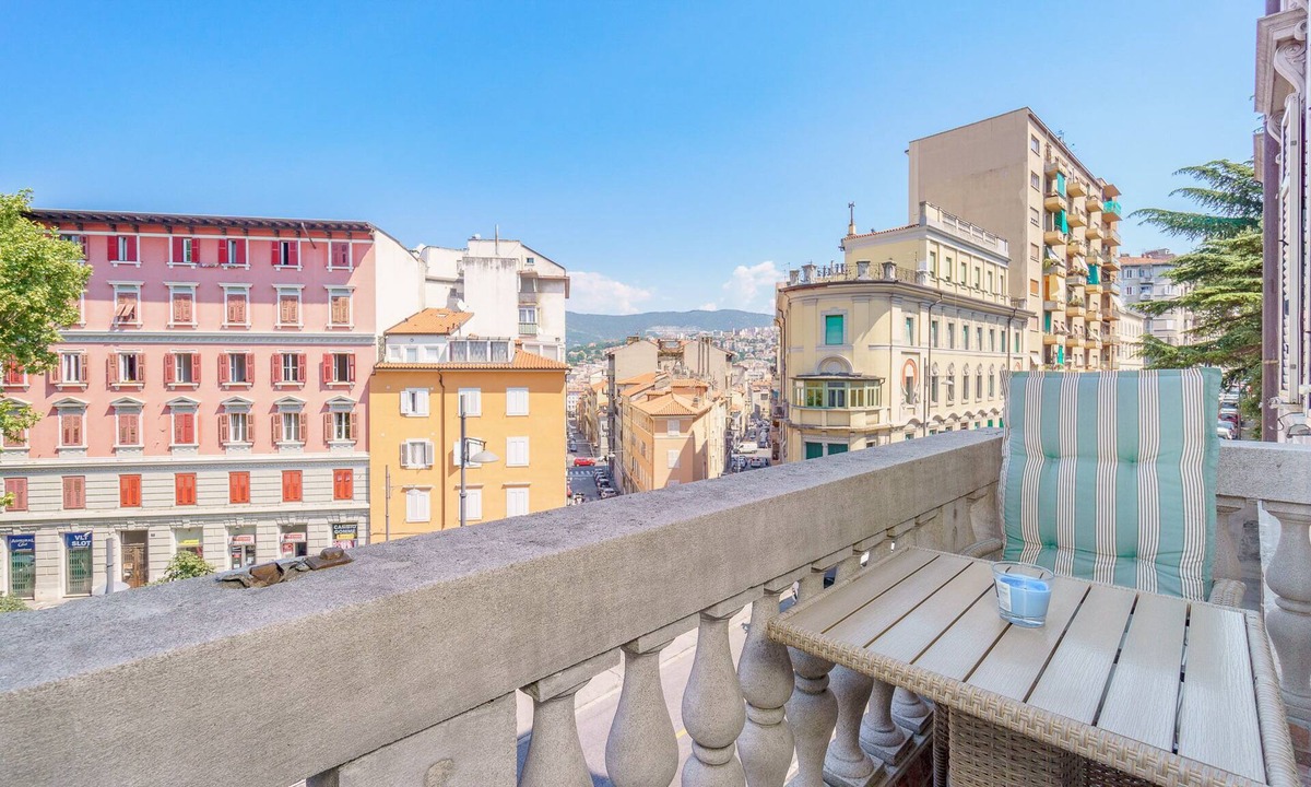 Barriera Vecchia-San Giacomo House | [james Joyce] - Luxury Apartment