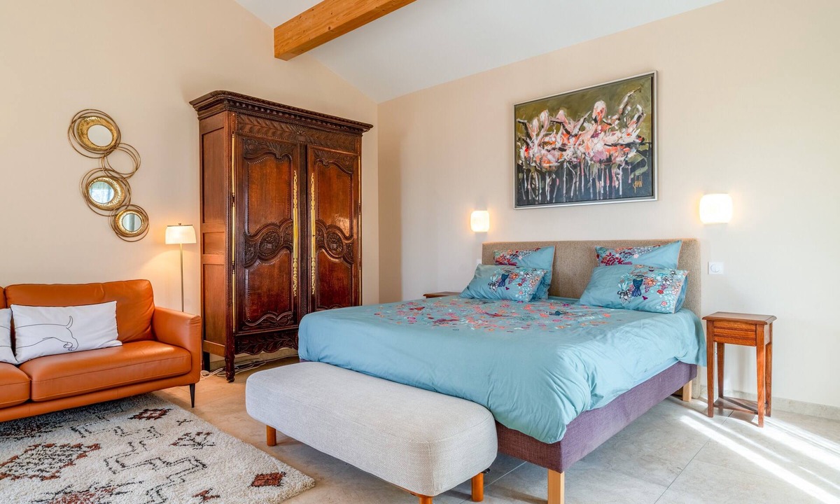 Fontareches Apartment | “Jamin” Room with Private Terrace, Wi-Fi, and Air Conditioning