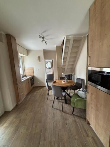 Bukfurdo House | JanBar Apartman