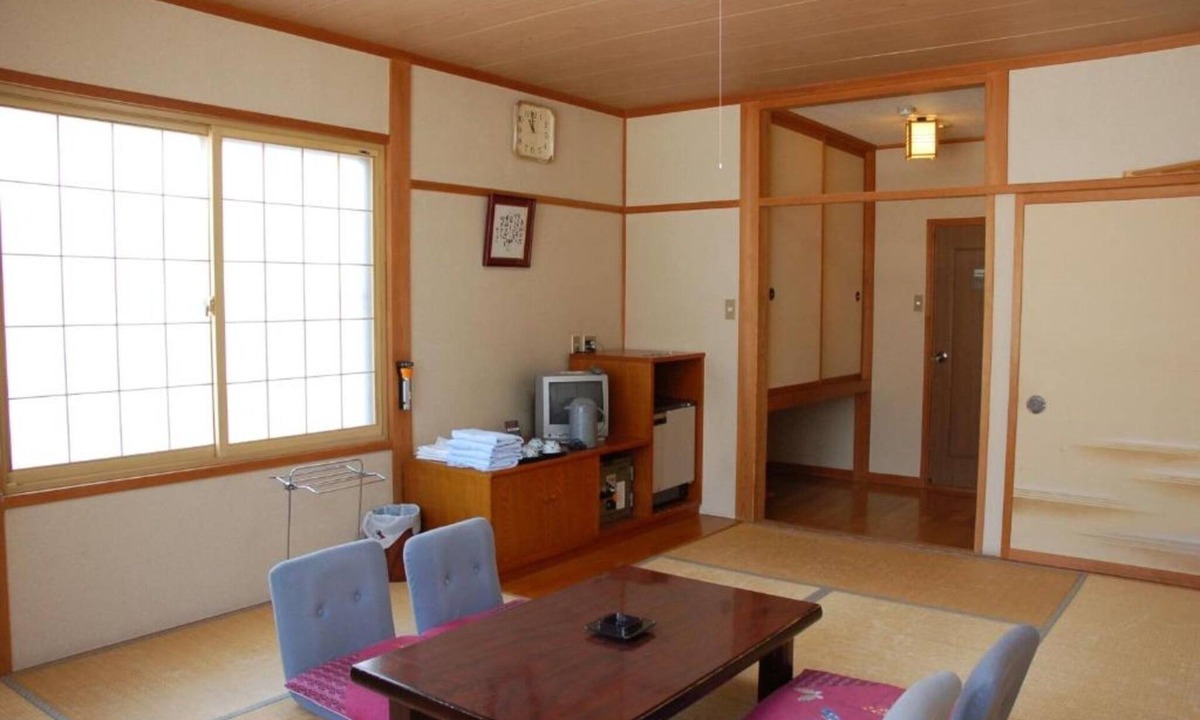 Iida Hotel | Japanese style room available for 3 people/Kitaazumi-gun Nagano