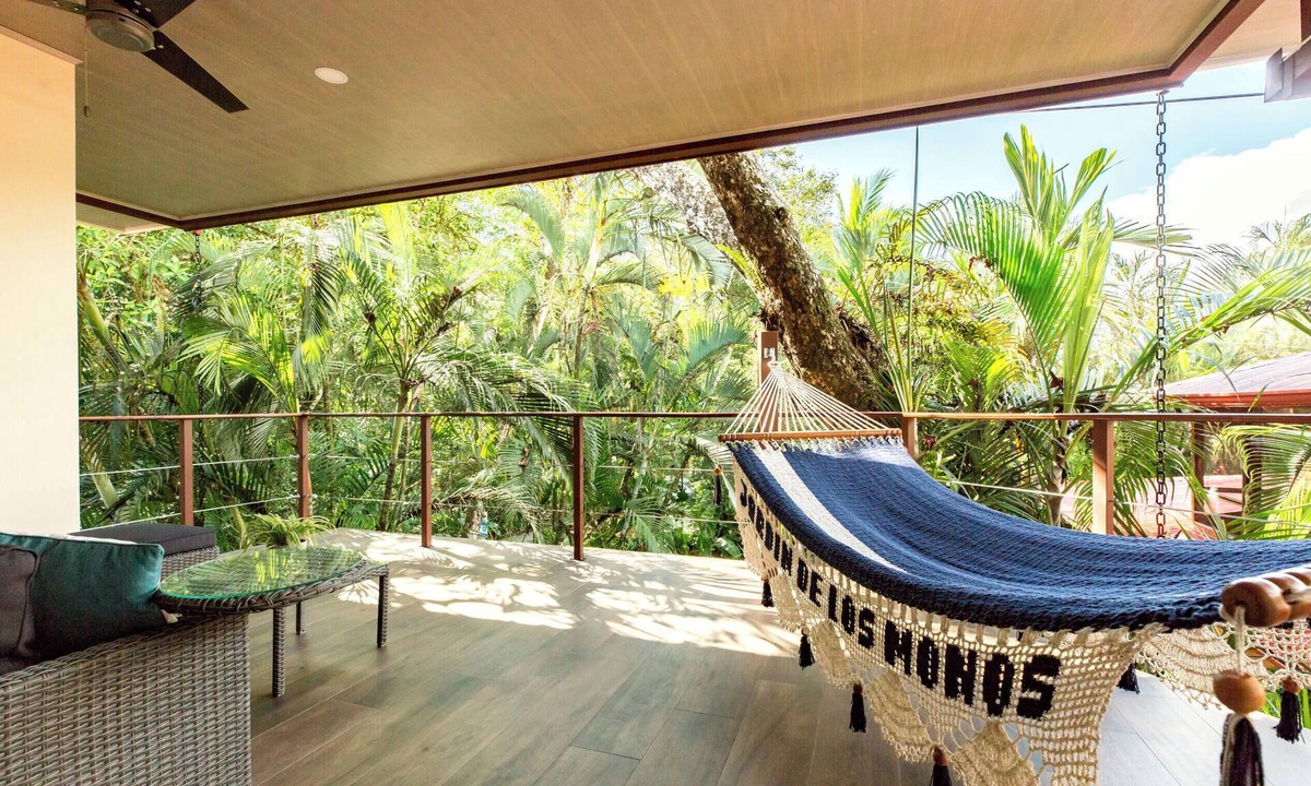 Playa Matapalo Bed & Breakfast | Jardin de los Monos