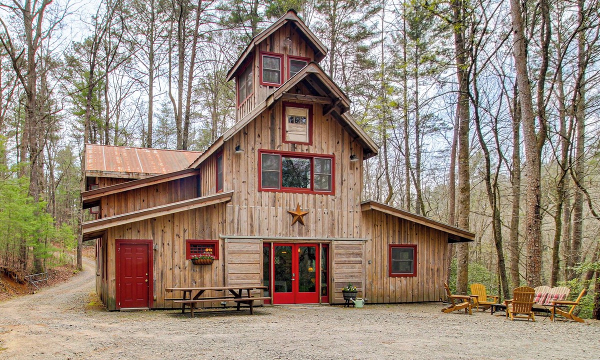 Jasper Cabin | Jasper '7 Timbers' Cabin on 10 Acres w/a Creek!