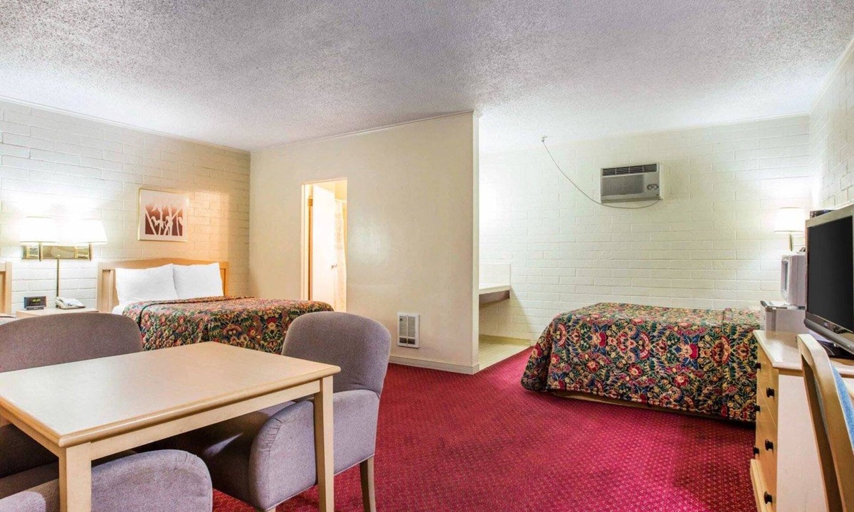 Yreka Hotel | Jefferson Inn