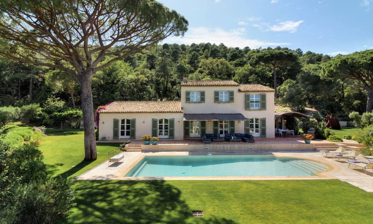 Gassin Villa | Jewel nested in the middle of the vineyards