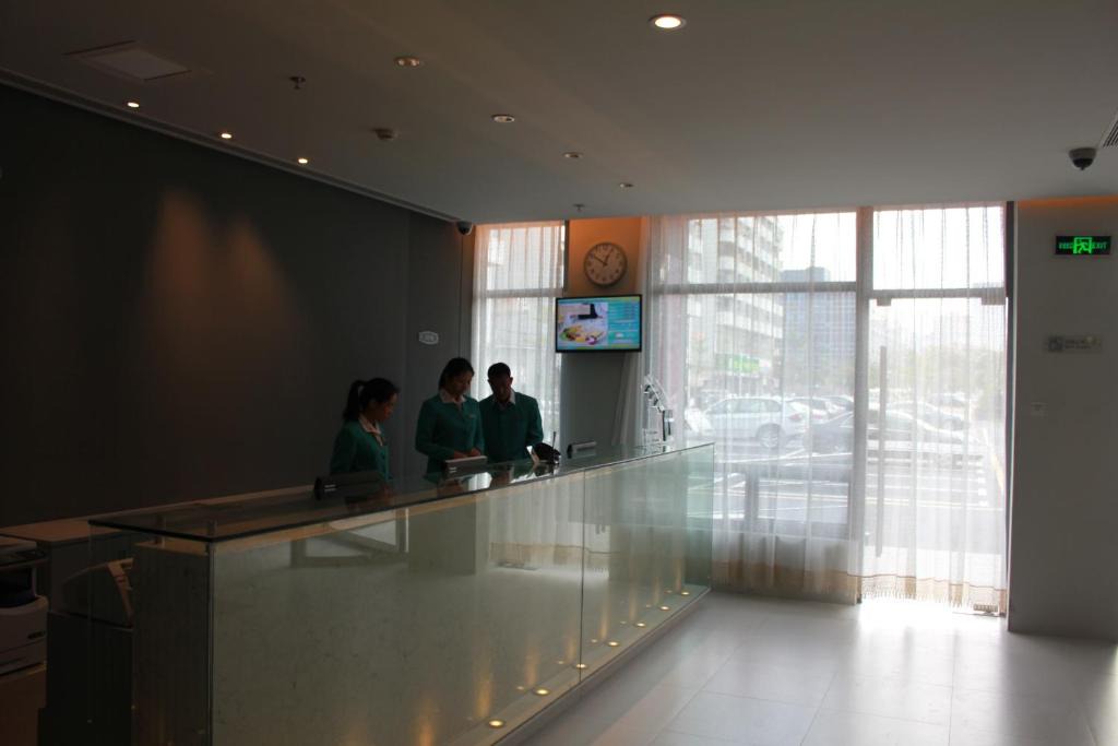 Xiangzhou District Hotel | Jinjiang Inn Zhuhai Xiangzhou Innter-city Bus Station