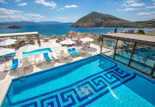 Tolo Hotel | JOHN & GEORGE