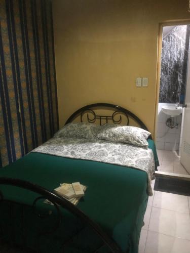 Quezon City House | JOHNFONZ BUILDING Spacious Room