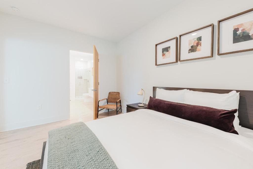 Optimist Park Hotel | Joinery North