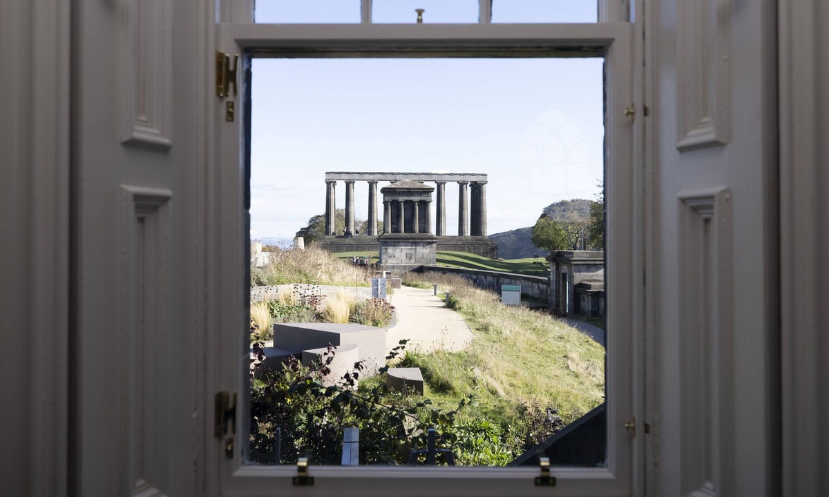 Old Town House | JOIVY Observatory House