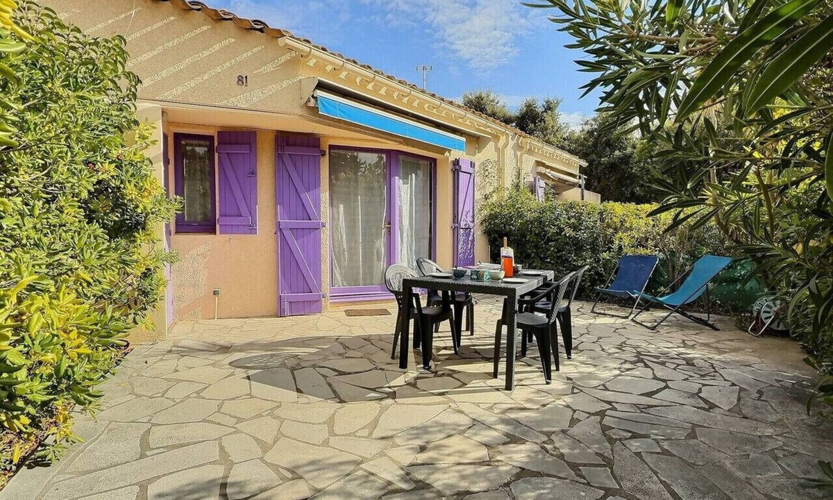 Les Bormettes Apartment | Joli Mazet T2 avec piscine