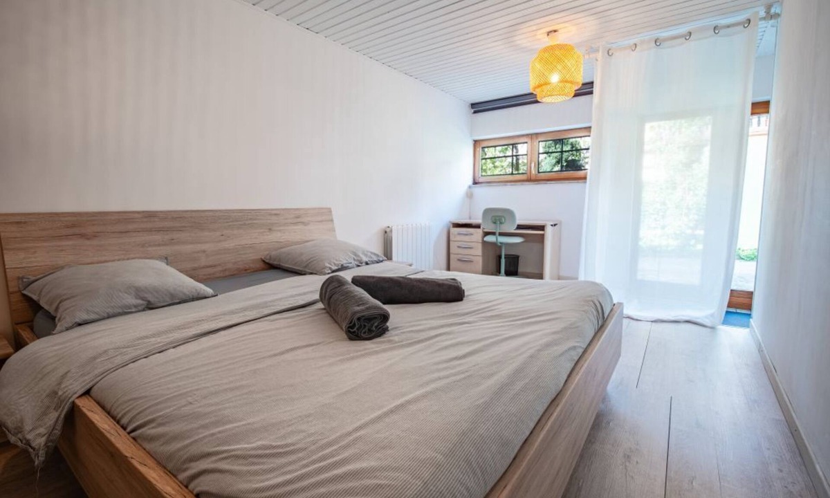 Eckbolsheim Apartment | Joli Petit Cocon Chaleureux , Idéal Pour 2 Personnes, Animaux Acceptés