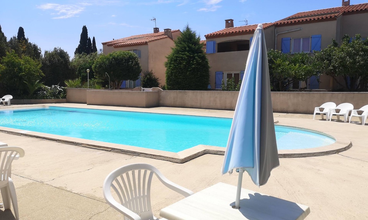 Claira Apartment | Joli Studio Pour 4 Dans une Residence au Calme Avec Grande Piscine