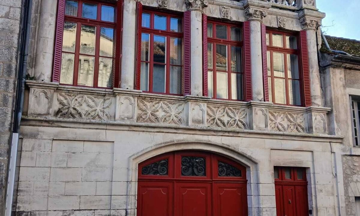 Bourdeilles House | Jolie Maison Dans le Centre Historique de Bourdeilles