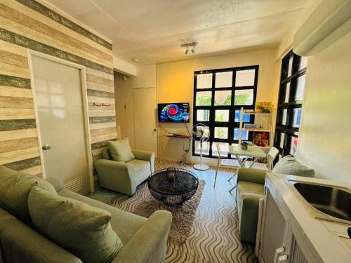 Legazpi House | Josephine's Bunker