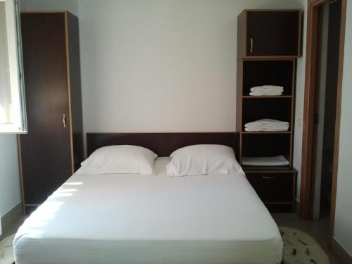 Otopeni Hotel | JR Motel