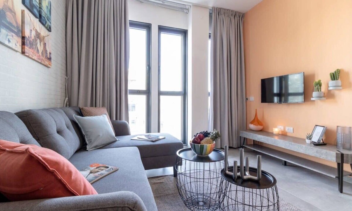 Nachlaot Apartment | JTower 1BDM - ApartHotels In City Center