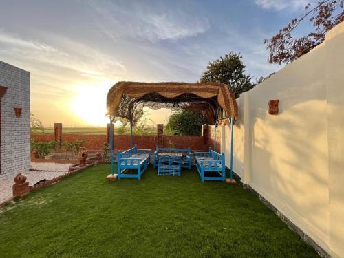 Luxor House | Julia House