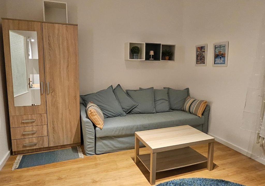Ujlipotvaros Apartment | Julia's Studio in central Budapest