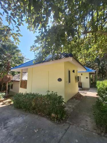 Ko Chang House | Jungle Breeze Bungalow 6, Fast WiFi, Quiet Retreat