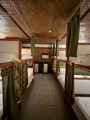 Puerto Princesa City Centre Hostel | Jungle Hostel