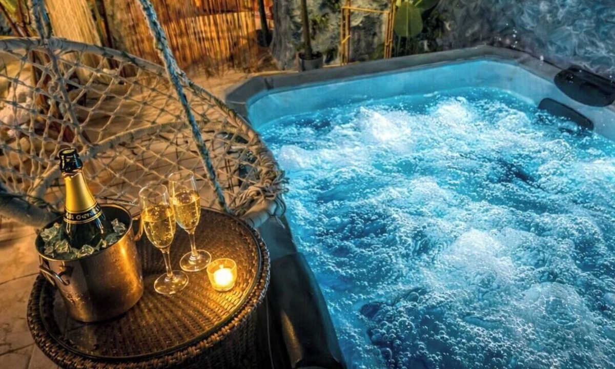 Albertville Apartment | Junglecavern - Private spa, unusual accommodation