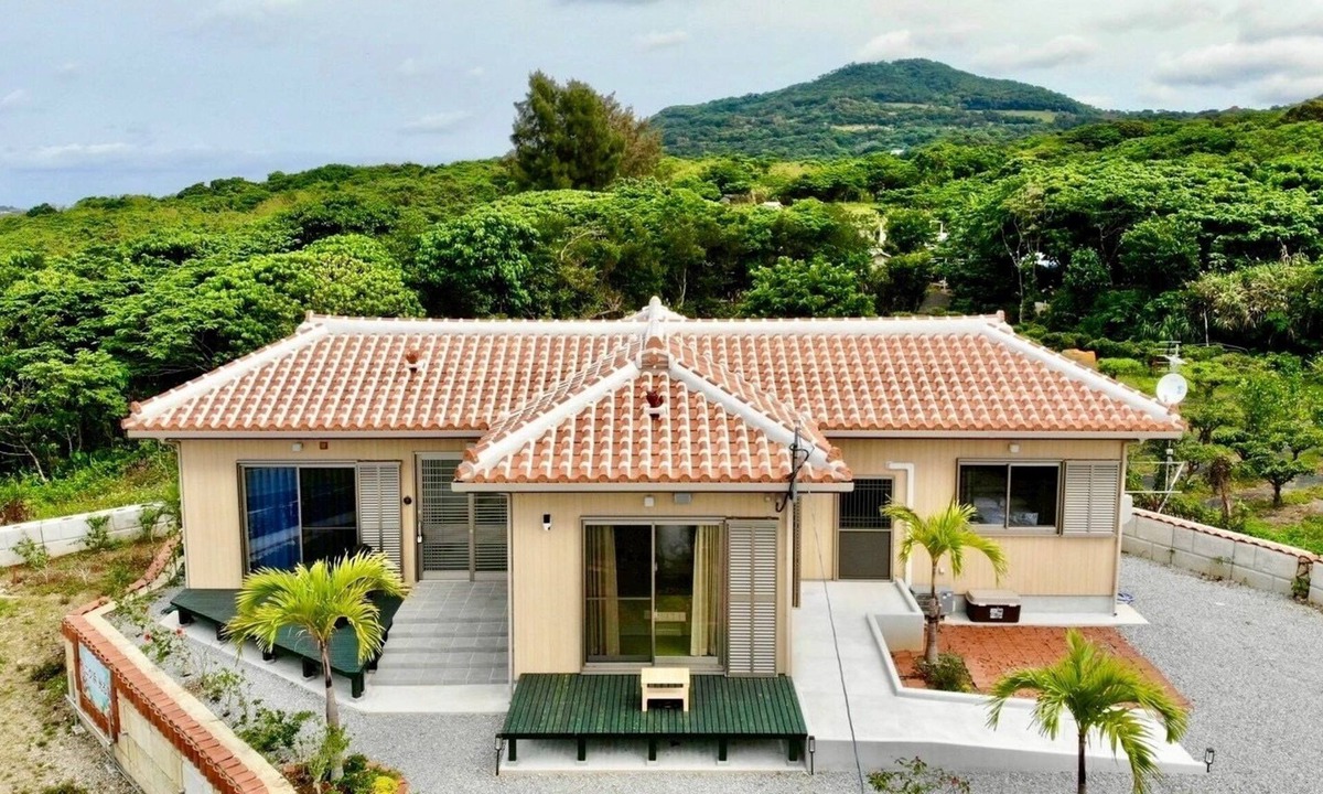 Sakimotobu House | Just a short walk to the beach Newly built ocean/Kunigami County Okinawa